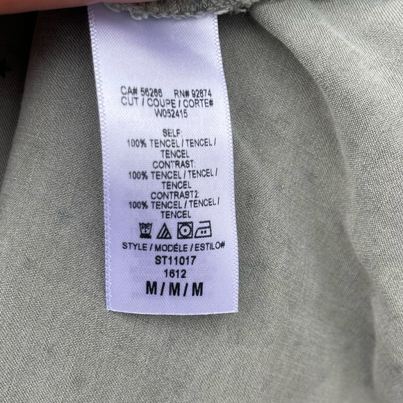 Splendid Star Printed Button Down Shirt Size Medium - Picture 8 of 8